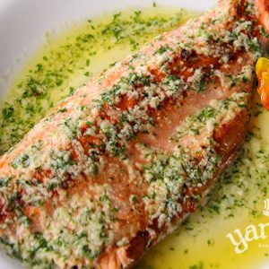 Trucha en salsa al ajillo